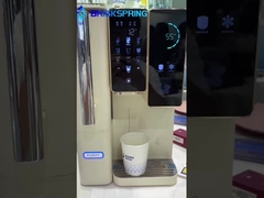 Dispenser Air Kompak dengan Mesin Es. Minuman Panas dan Dingin Instan