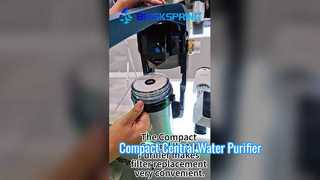 Pemurni Air Sentral yang Ringkas membuat penggantian filter menjadi sangat nyaman.