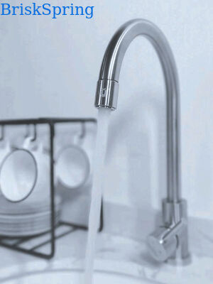 1440° Rotasi Multi-Joint Micro Nano Bubble Faucet Aerator dengan 1,09 × 108 ± 1,65 × 107 partikel/ml Konsentrasi Gelembung dan H59-1 Kuningan + SUS304 Konstruksi Baja Rantai